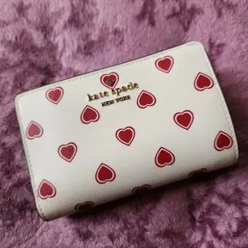 kate spade 하트 무늬 접이식 지갑