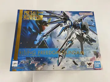 METALROBOT 라이징 프리덤 건담