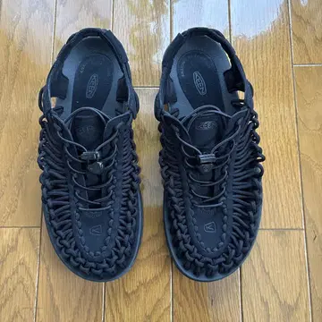 새상품급 중고 KEEN 스포츠 샌들 블랙 26cm