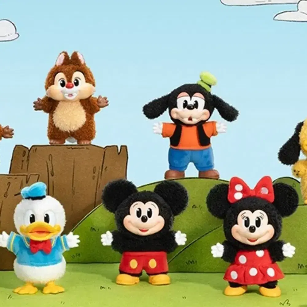 POP MART Mickey Family ドナルド　デイジー　セット POP MART Mickey Family ドナルド・デイジー 2個セット - メルカリ