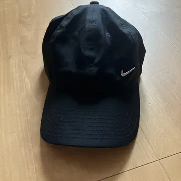 Nike DRI-FIT 블랙 캡 S/M