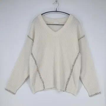 RIVE DROITE 리브 드와 아이보리 V넥 스웨터