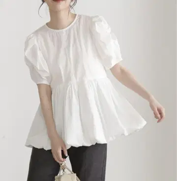 N. Natural Beauty Basic 헴 벌룬 파워 숄더 블라우스