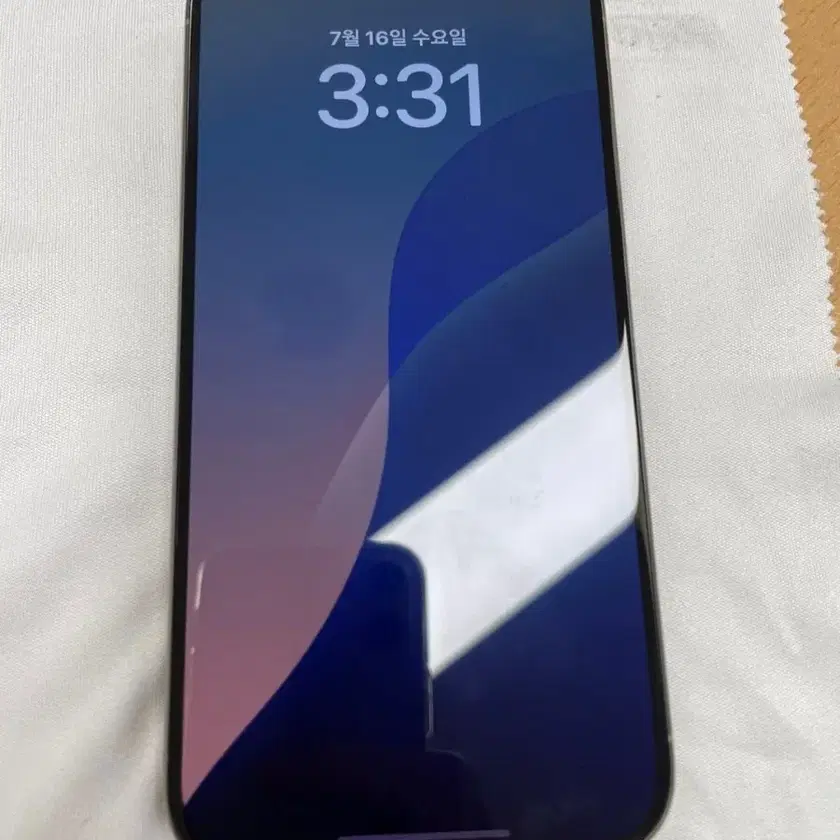 5/13限定翼⭐︎iPhone15pro⭐︎256GB⭐︎充電最大99% Amazon.co.jp: Apple iPhone 13 (256GB) - スターライトSIM