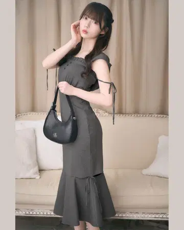 미셸 마카롱 후드 부착 오프숄더 메이드 원피스 free 사이즈