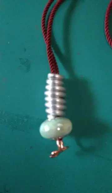 제로 자기장 펜던트