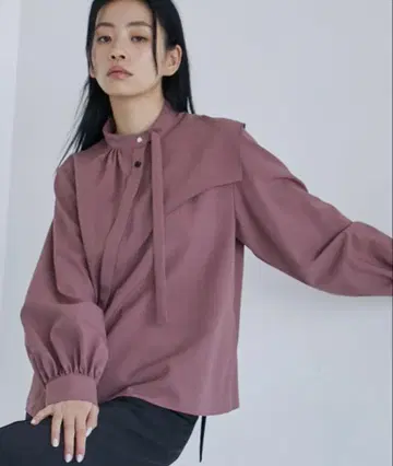 유나이티드 도쿄 크라운 요크 블라우스 - 워셔블 -