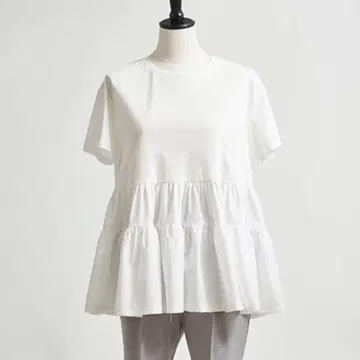 요리 랜덤 티어드 하프 슬리브 화이트