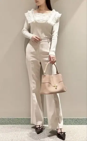 snidel 슬림 레그 스트레치 팬츠