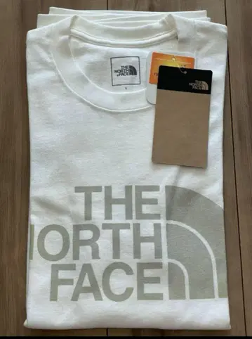THE NORTH FACE 화이트 티셔츠