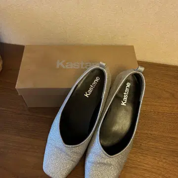 Kastane [끈 탈부착 가능/박스 포함] 스퀘어 플랫 펌프스
