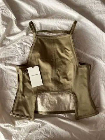 후미카우치다 UNIFORM WEAPON SQUARE-NECK TOP