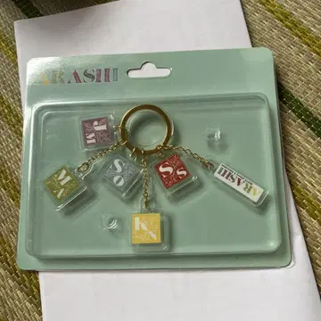 ARASHI 키링 6개의 아크릴 플레이트 포함