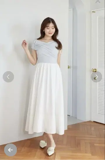 새상품 Her lip to Gathered Bicolor Dress