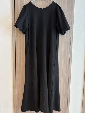 COHINA 블랙 원피스 반팔