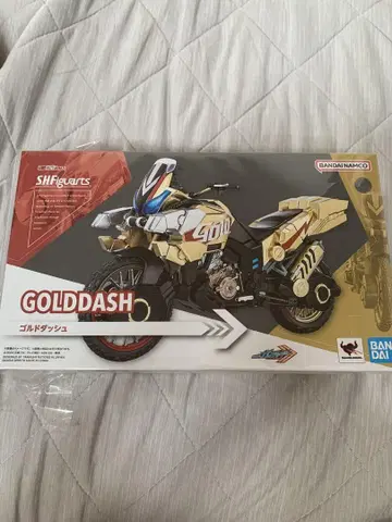 S.H.Figuarts 골드 돌진 가면라이더 갓챠드