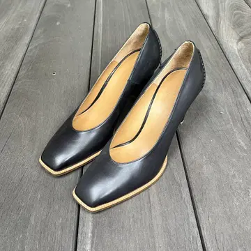 새상품급 KATIM SCALA 스퀘어토 가죽 펌프스 24.0cm