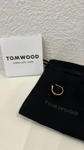 미사용 새상품 TOMWOOD 톰우드 오이스터 이어커프 골드