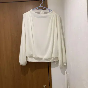 택 포함 새상품 블라우스