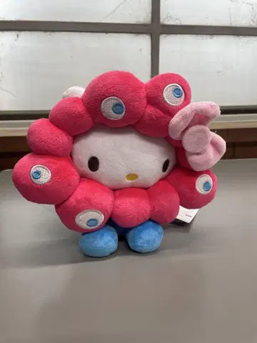 헬로키티 봉제 인형 미야쿠미야쿠 콜라보