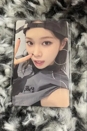 LE SSERAFIM 체원 오사카 한정판 트레이딩 카드