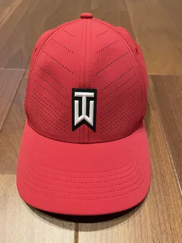 타이거 우즈 Nike Dri-FIT 캡 빨간색 사이즈 L/XL