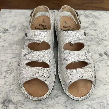 Finn Comfort 영문 패턴 디자인 샌들 S 3 1/2