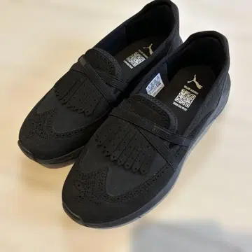 Puma 블랙 프린지 스니커즈