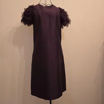 Max Mara STUDIO 다크 브라운 프릴 소매 원피스