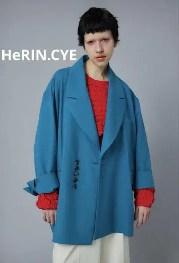 HeRIN.CYE 헤린 도트 사이 슬릿 슬리브 자켓