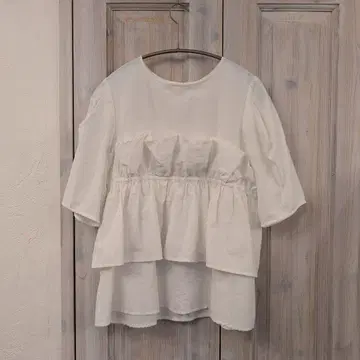 LrdR 프릴 블라우스 티셔츠 시너리 카프리 슈레마쥬