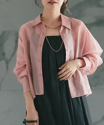 러브틱 모자 꽁지 핑크 긴팔 시어 블라우스 얇은 소재
