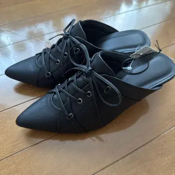블랙 레이스업 뮬 M 사이즈
