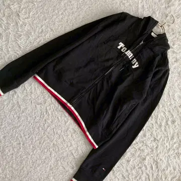 tommy girl 집업 후드티 블랙 S 로고 라인