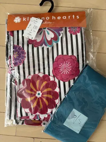 kimono hearts 유카타