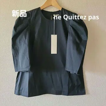ne Quittez pas  누키테파 퍼프 슬리브 상의 셔츠
