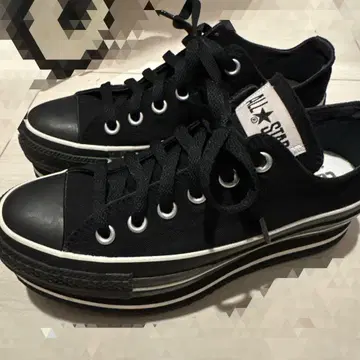 CONVERSE ALL STAR 블랙 통굽 스니커즈