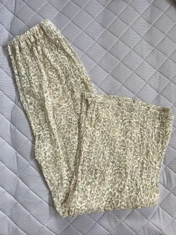 레이스 팬츠