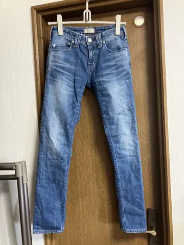 YANUK 야누크 Kay SIZE 23 품번 57141062