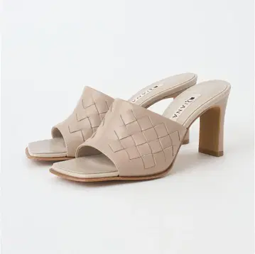 새상품급 DIANA 뜨개질 디자인 베이지 샌들 23~23.5cm
