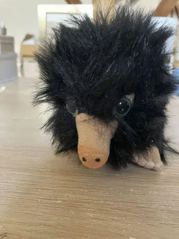 판타스틱 비스트 니플러 봉제 인형