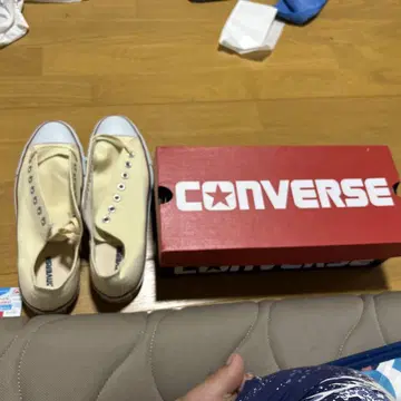CONVERSE 크림색 슬립온