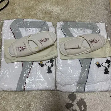 제국 호텔 스누피 가운 슬리퍼 각 2개