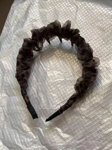 브라운 레오파드 무늬 프릴 헤어밴드
