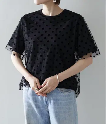 비어즐리 도트 튤 레이어드 티셔츠