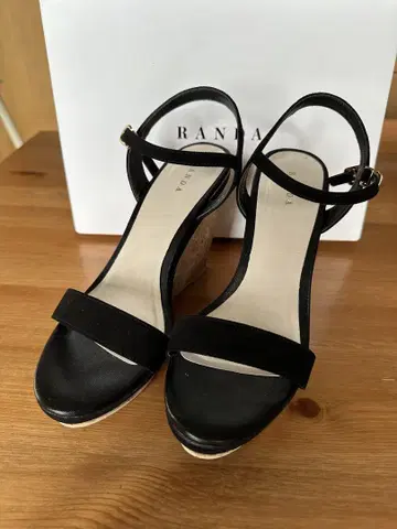 RANDA 코르크 웨지 크로스 샌들 M 사이즈 블랙