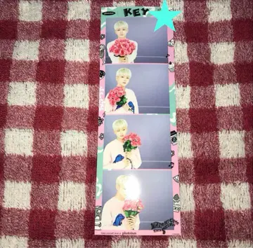 SHINee key 사진 4컷 WHITEDAY cafe