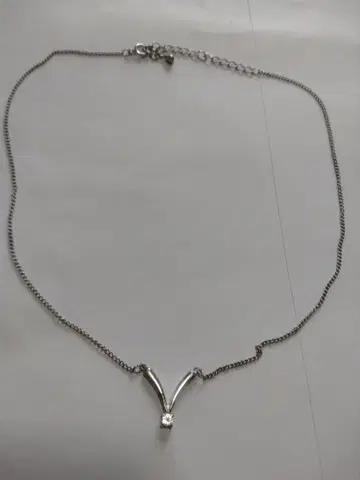 실버 Y자형 목걸이