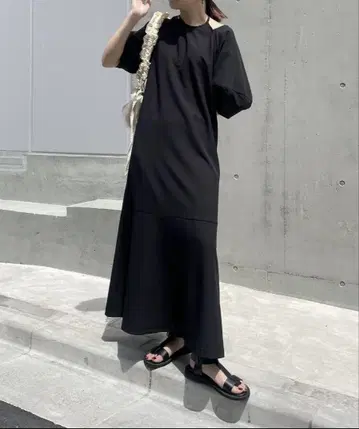 카프리슐레 마쥬 아메스리 퍼프 원피스