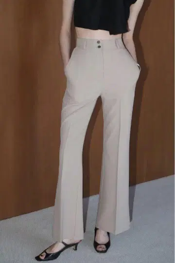 클레인 센터 프레스 벨 보텀 팬츠